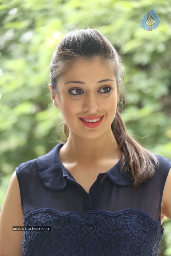 Raai Laxmi Stills - 9 / 152 photos