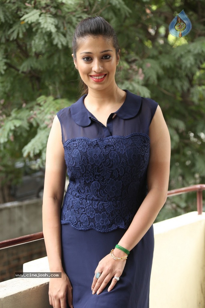 Raai Laxmi Stills - 130 / 152 photos