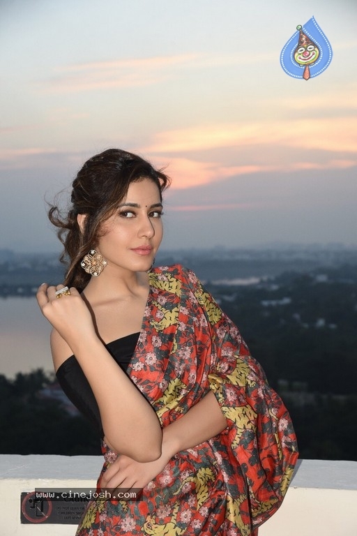 Raashi Khanna Stills - 6 / 10 photos