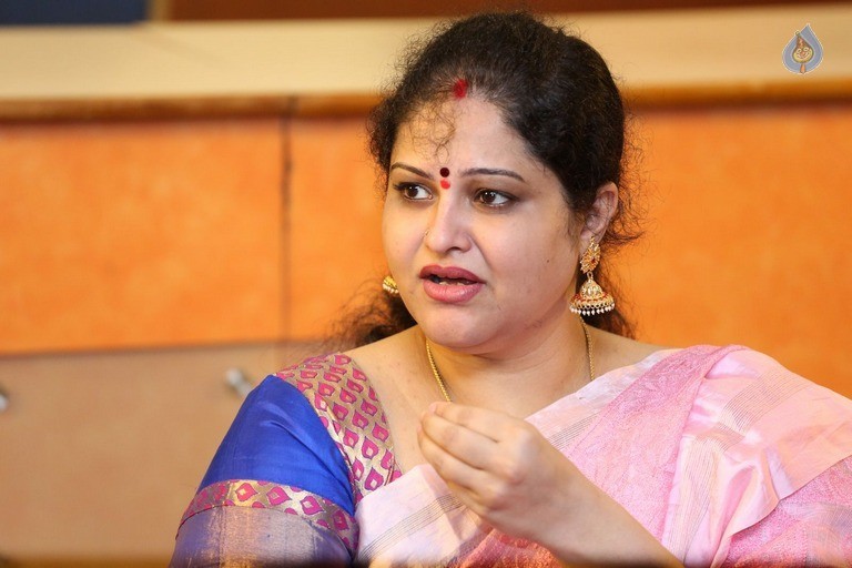 Raasi Latest Gallery - 30 / 34 photos