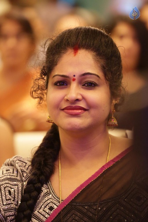 Raasi New Images - 4 / 21 photos