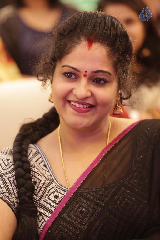 Raasi New Images - 5 / 21 photos