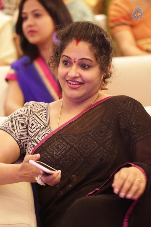 Raasi New Images - 21 / 21 photos