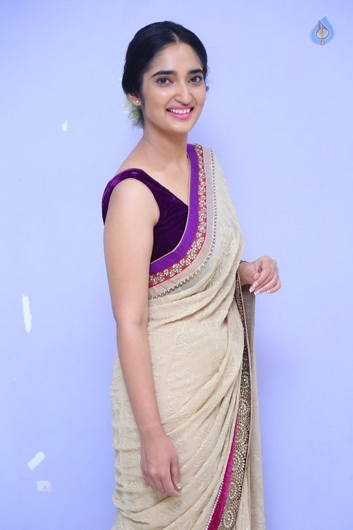 Radhika Photos - 7 / 14 photos