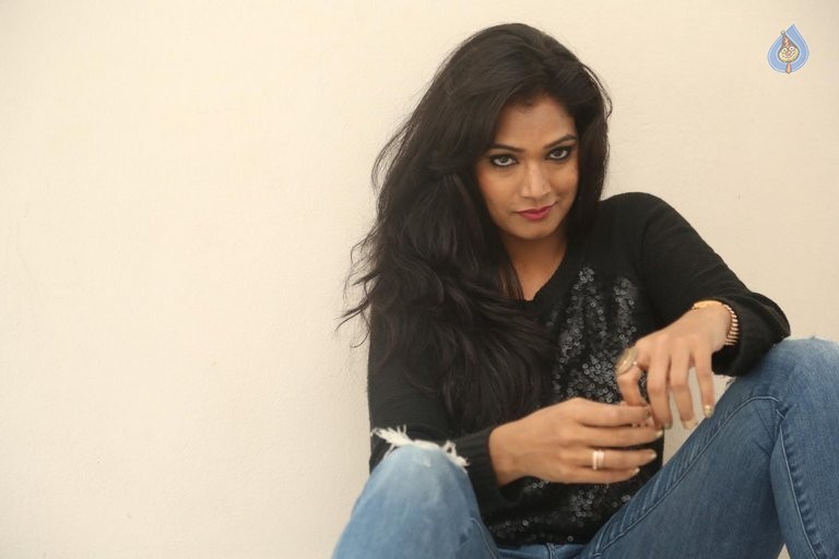 Ramya New Photos - 30 / 50 photos