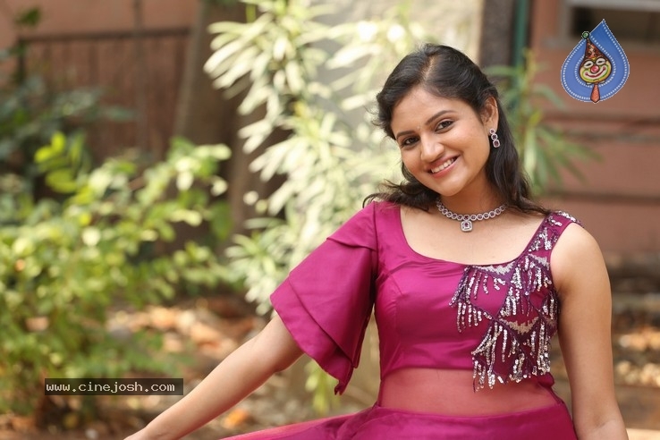 Ranjani Raghavan Stills - 22 / 32 photos