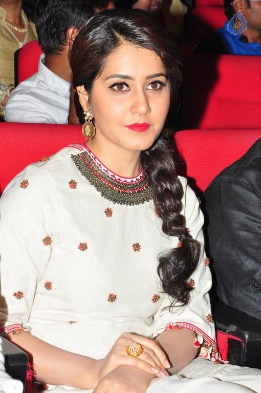 Rashi Khanna at Supreme Audio Launch - 40 / 50 photos