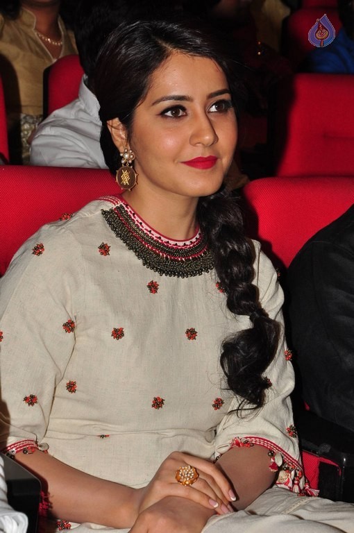 Rashi Khanna at Supreme Audio Launch - 46 / 50 photos