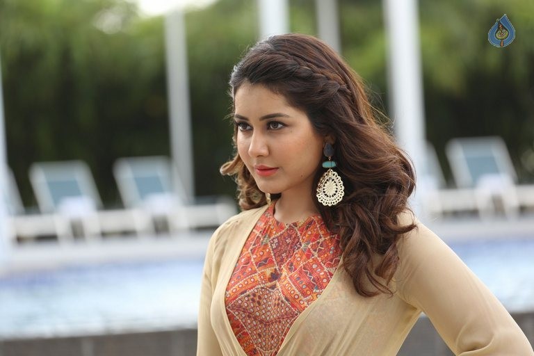 Rashi Khanna Latest Photos - 49 / 63 photos