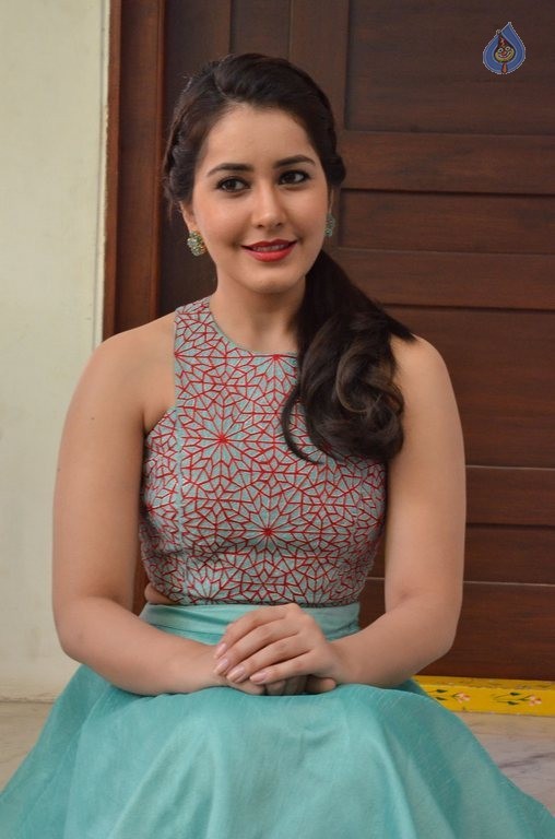 Rashi Khanna New Photos - 6 / 82 photos