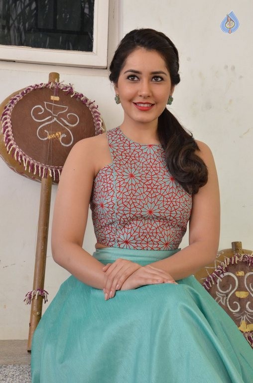 Rashi Khanna New Photos - 44 / 82 photos