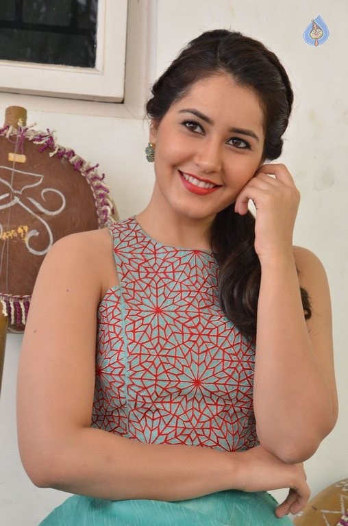 Rashi Khanna New Photos - 57 / 82 photos