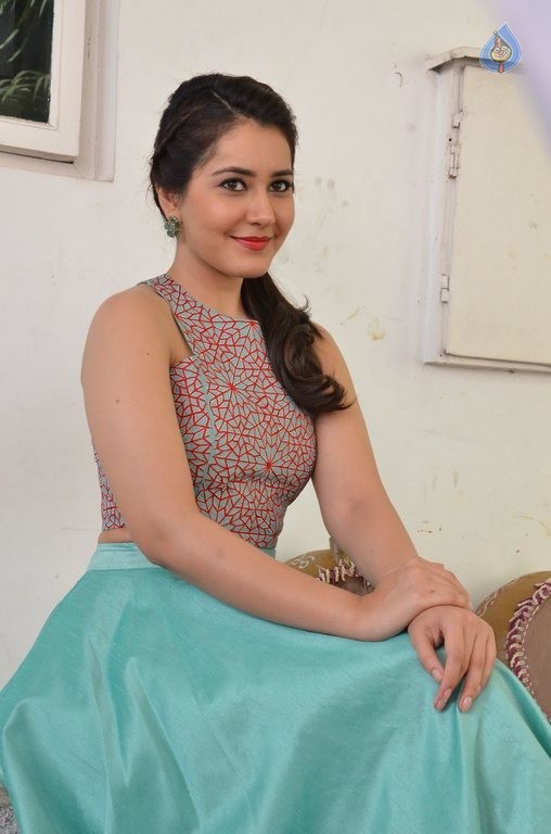 Rashi Khanna New Photos - 62 / 82 photos