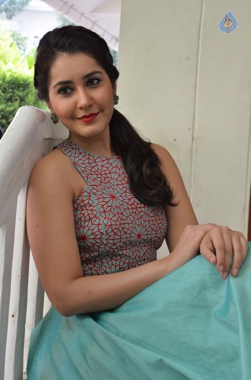 Rashi Khanna New Photos - 73 / 82 photos