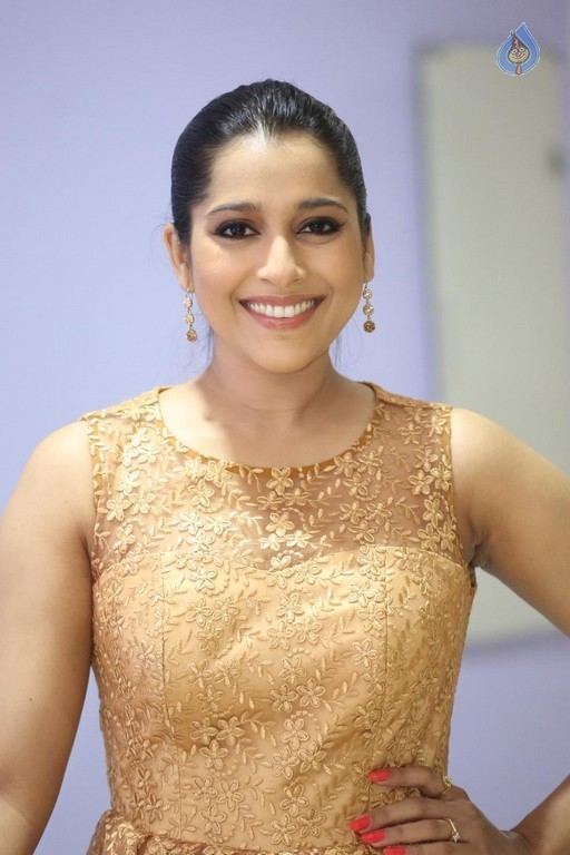 Rashmi Gautam Images - 12 / 41 photos