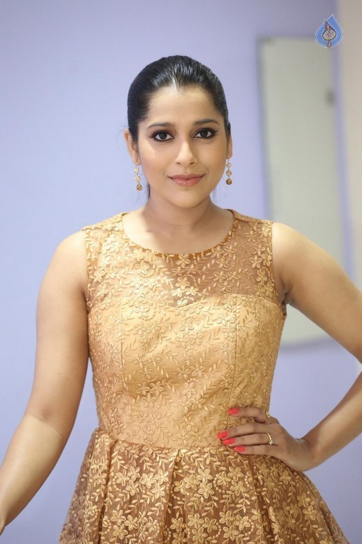 Rashmi Gautam Images - 36 / 41 photos