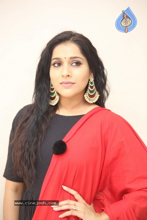 Rashmi Gautam Photos - 6 / 35 photos