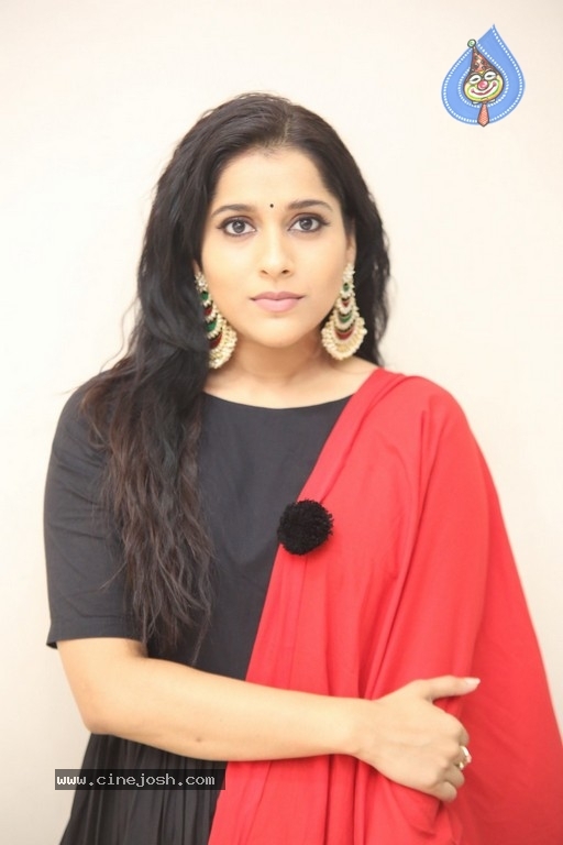 Rashmi Gautam Photos - 16 / 35 photos