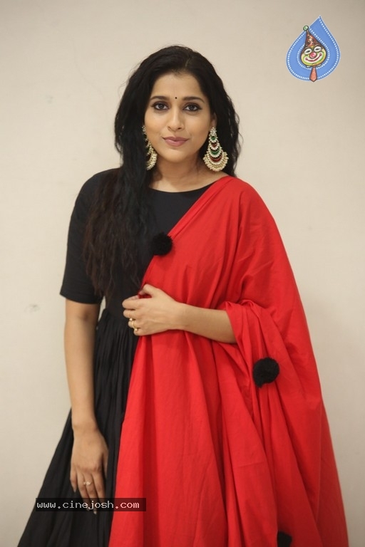 Rashmi Gautam Photos - 20 / 35 photos