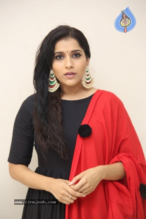 Rashmi Gautam Photos - 24 / 35 photos