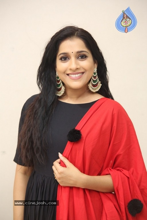 Rashmi Gautam Photos - 29 / 35 photos