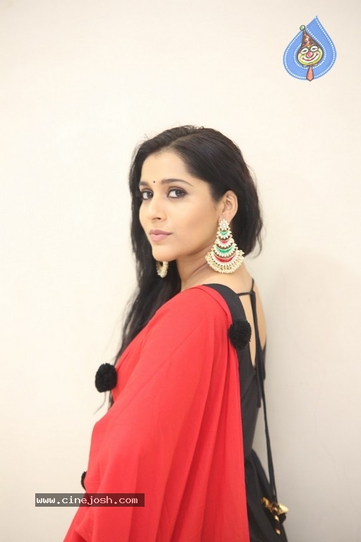 Rashmi Gautam Photos - 31 / 35 photos