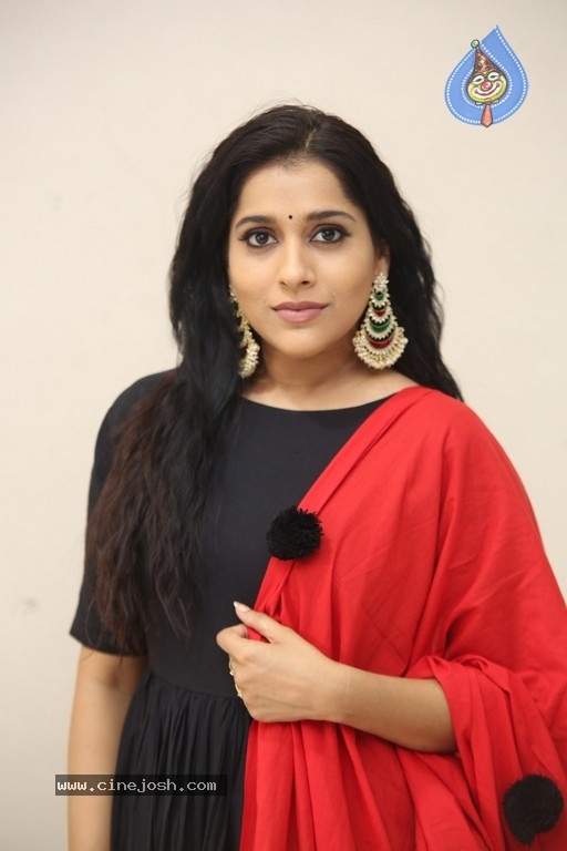 Rashmi Gautam Photos - 35 / 35 photos