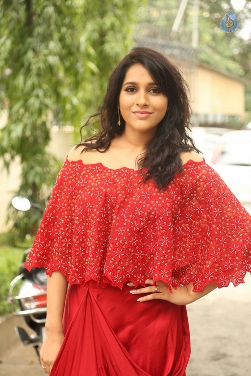 Rashmi Gautam Photos - 5 / 21 photos