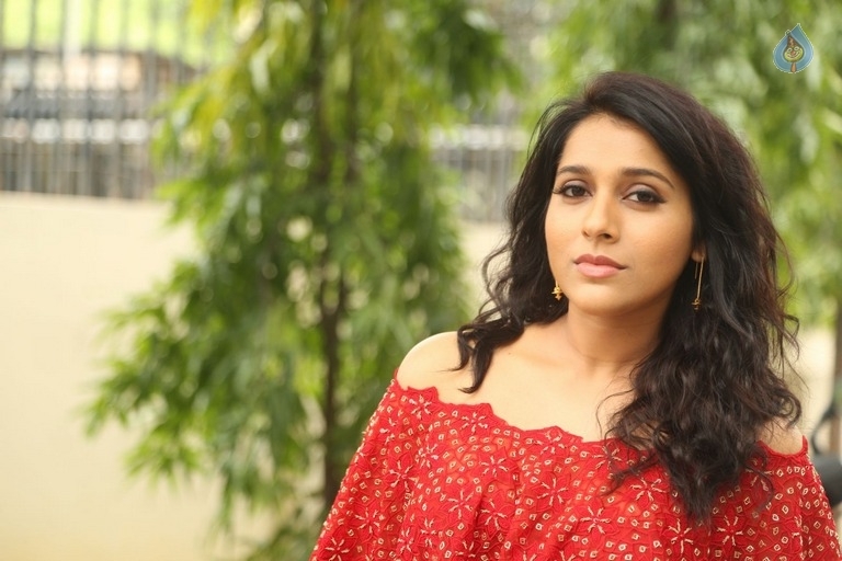 Rashmi Gautam Photos - 21 / 21 photos