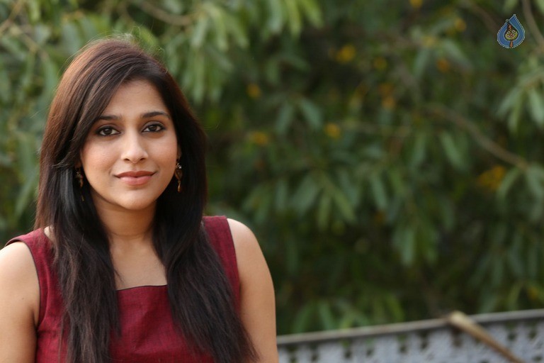 Rashmi New Stills - 10 / 63 photos