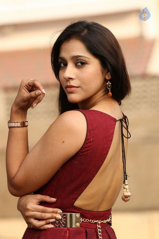 Rashmi New Stills - 24 / 63 photos