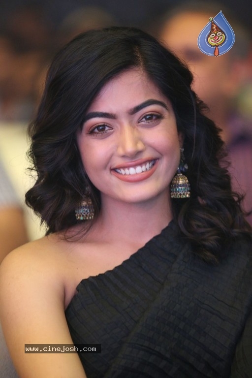 Rashmika Latest Stills - 6 / 17 photos