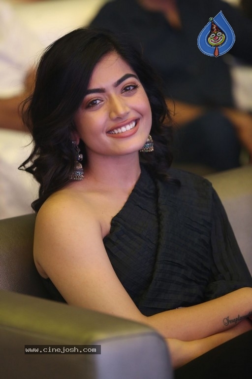 Rashmika Latest Stills - 17 / 17 photos