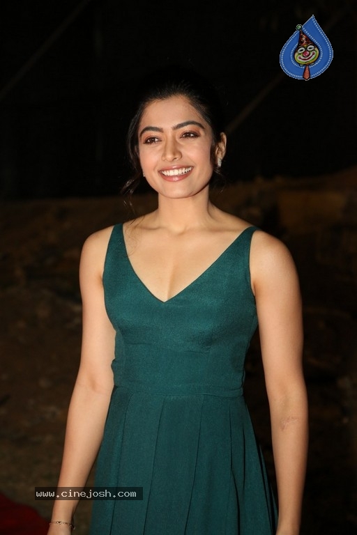 Rashmika Mandanna Photos - 17 / 21 photos