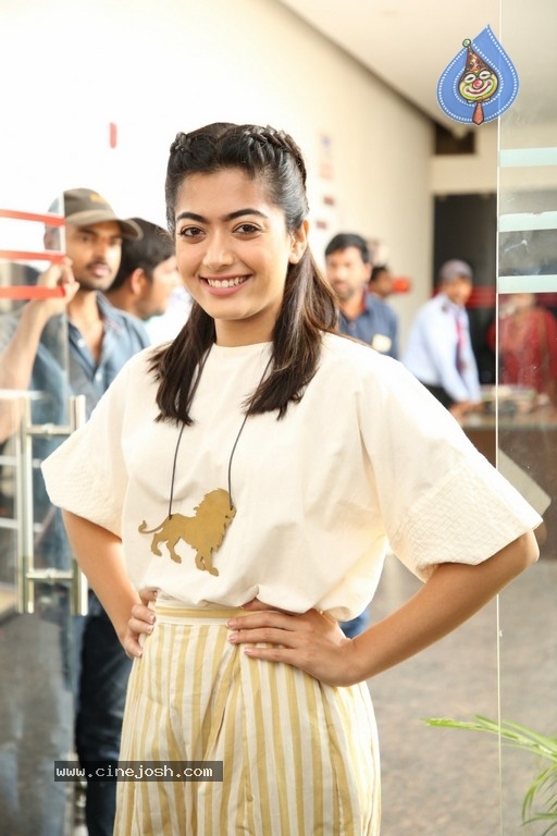 Rashmika Mandanna Photos - 2 / 16 photos