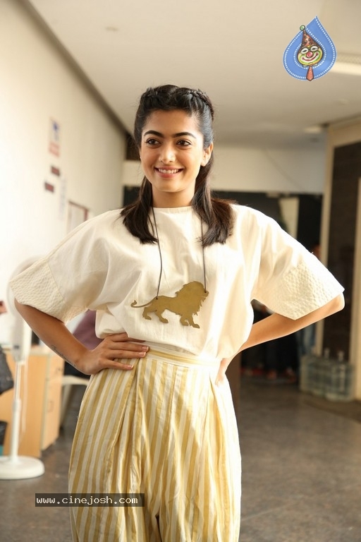 Rashmika Mandanna Photos - 16 / 16 photos