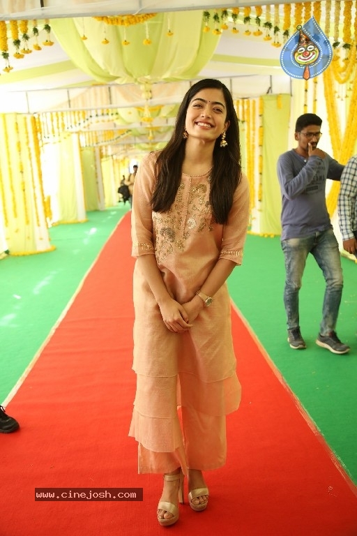 Rashmika Mandanna Photos - 21 / 21 photos