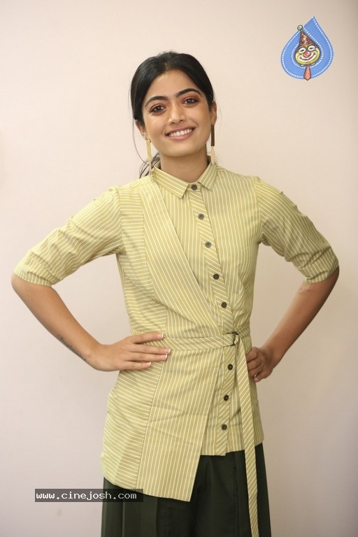 Rashmika Mandanna Pics - 6 / 40 photos