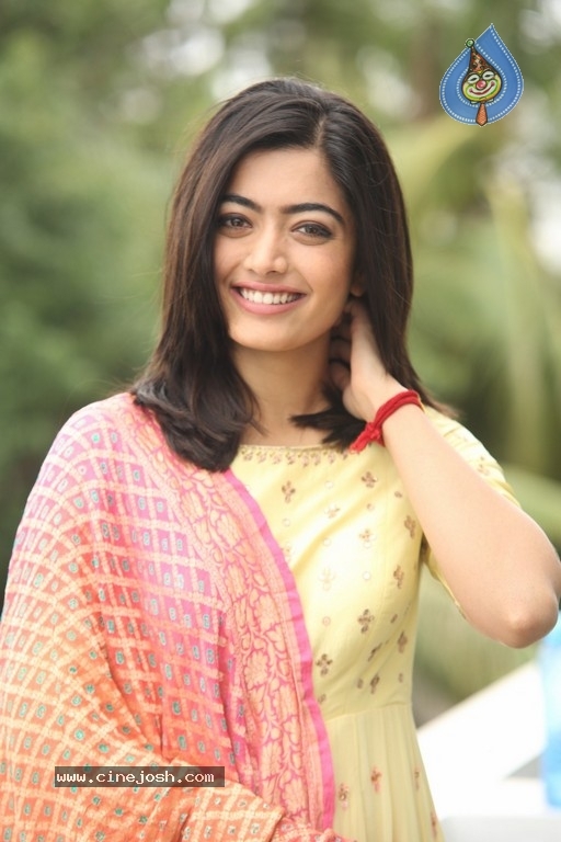 Rashmika Mandanna Pictures - 16 / 41 photos