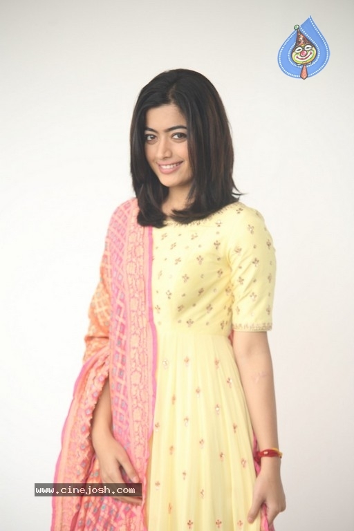 Rashmika Mandanna Pictures - 31 / 41 photos