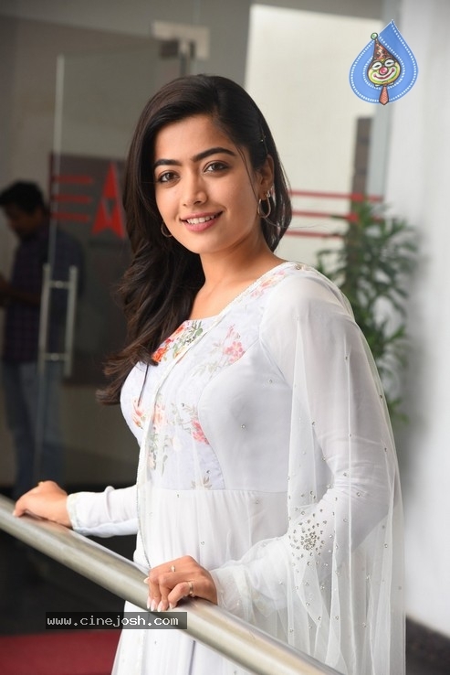 Rashmika Mandanna Stills - 41 / 49 photos