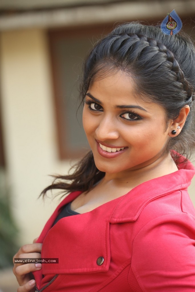 Rehana New Stills - 57 / 200 photos