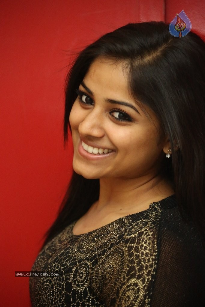 Rehhana New Stills - 30 / 82 photos