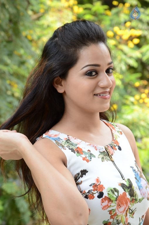 Reshma Latest Photos - 7 / 42 photos