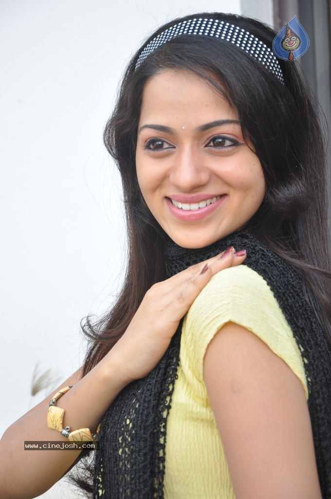 Reshma Latest Stills - 41 / 46 photos