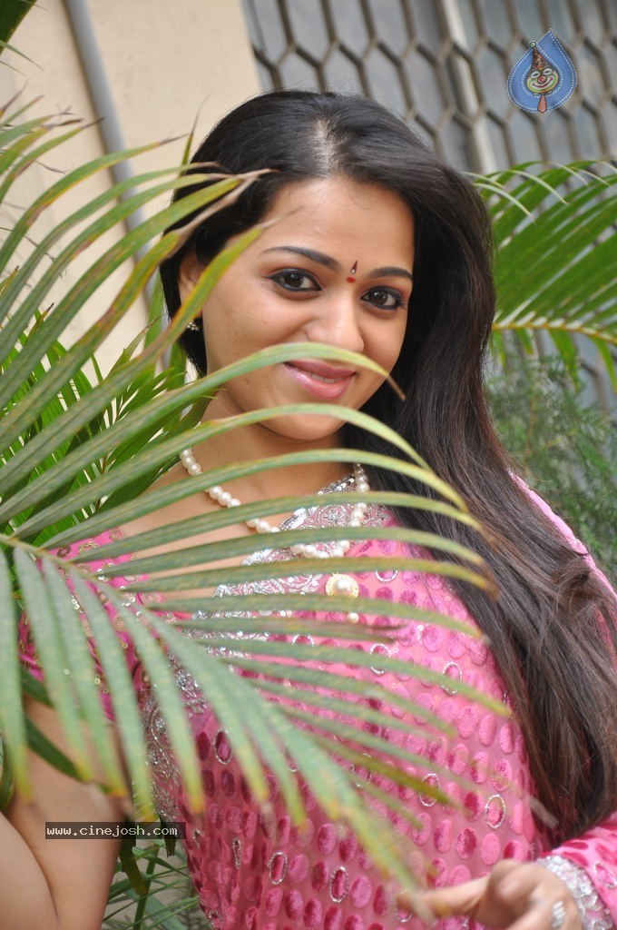 Reshma Latest Stills - 37 / 46 photos