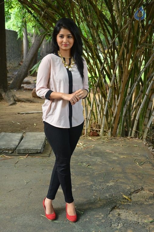 Reshmi Menon Photos - 2 / 18 photos