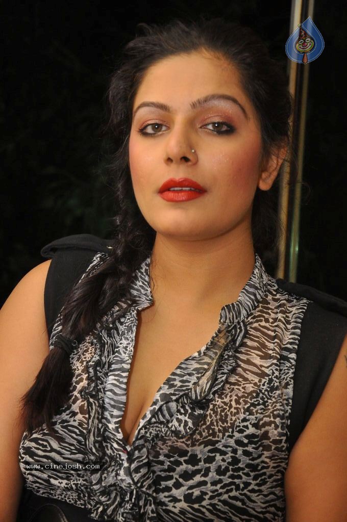 Reva Spicy Pics - 37 / 111 photos