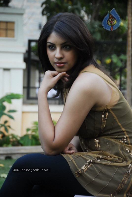 Richa Gangopadhyay Gallery - 12 / 59 photos