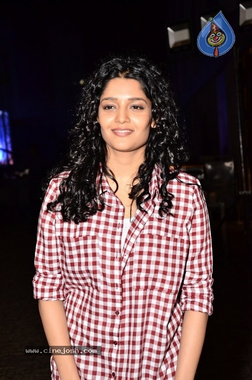 Ritika Singh Photos - 22 / 29 photos